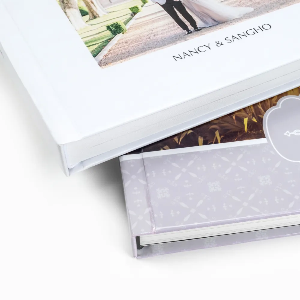 Basic Collection trouwalbum met foto op de cover, detail